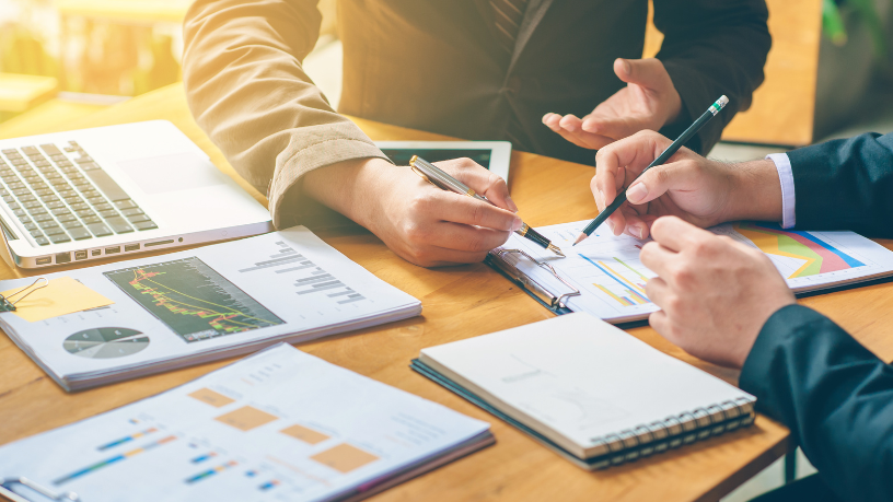 Bráulio Henrique Dias Viana explica como estratégias de consultoria inteligentes ajudam startups a crescer com agilidade mesmo diante de recursos limitados.