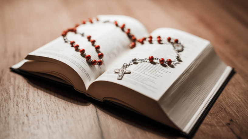 A teologia e os desafios da bioética oferecem reflexões sobre a vida e a dignidade humana, em análise de Jose Eduardo De Oliveira e Silva.