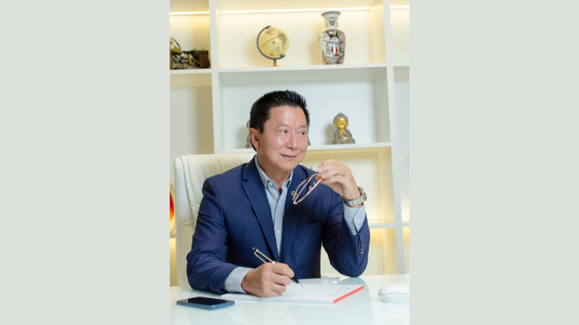 Milton Seigi Hayashi analisa os benefícios e limites dos biomateriais na cirurgia plástica.