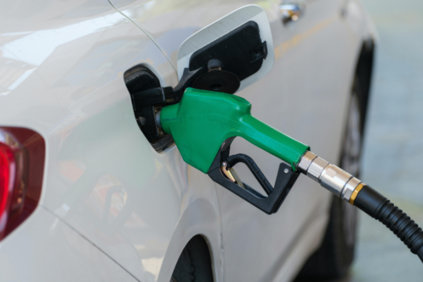 Petrobras corta preço do diesel e do querosene de aviação, mas alívio no bolso do consumidor ainda é incerto